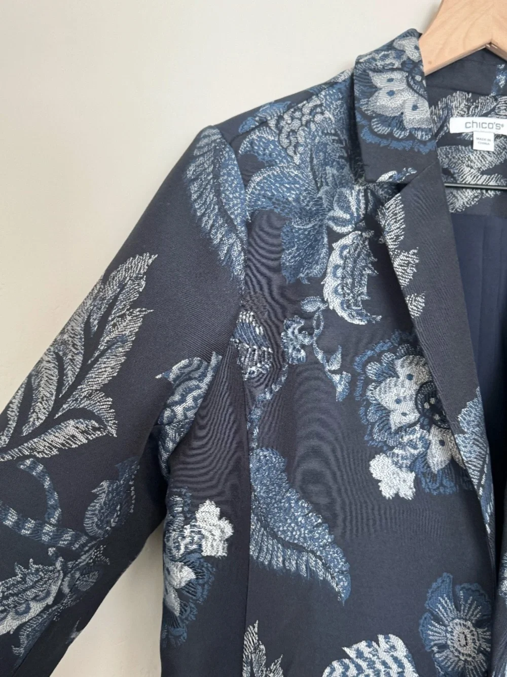 NWOT‎ Chico's Navy Blue Floral Jacquard Blazer Women's Size M Office Career Wear